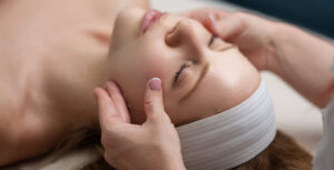 Combination Therapy with Chemical Peels, Microneedling, and PRP in Facial Rejuvenation - IAAPS
